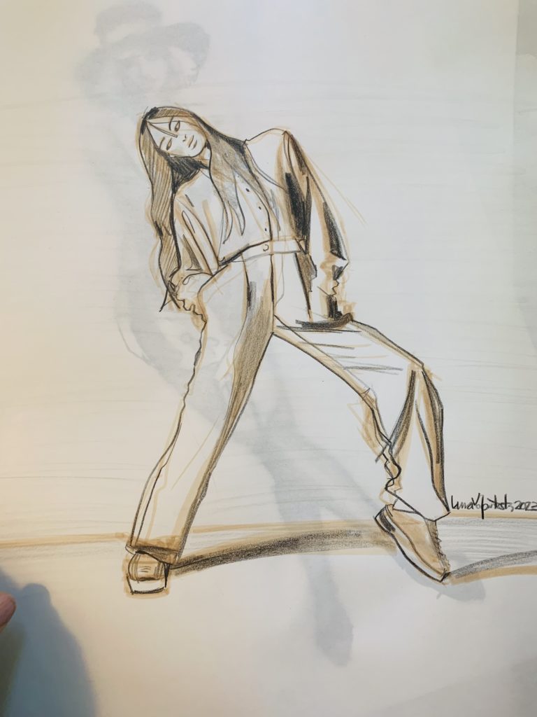 Fashion Model Drawing Sessions with Laura Volpintesta. MOVEMENT captured during a fashion figure drawing session - CLICK TO DISCOVER AND JOIN US WEEKLY ONLINE